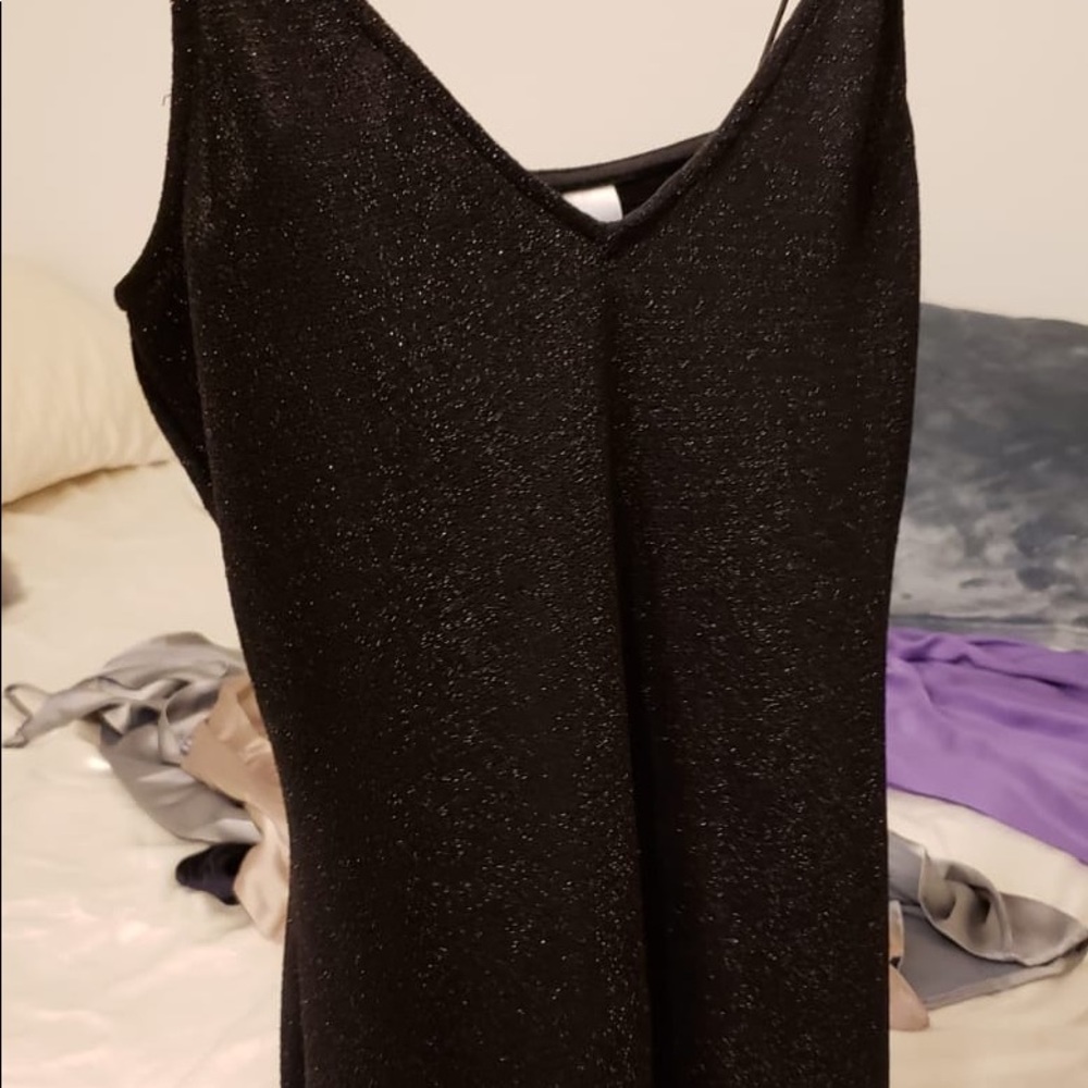 Dress - Picture 3 of 6
